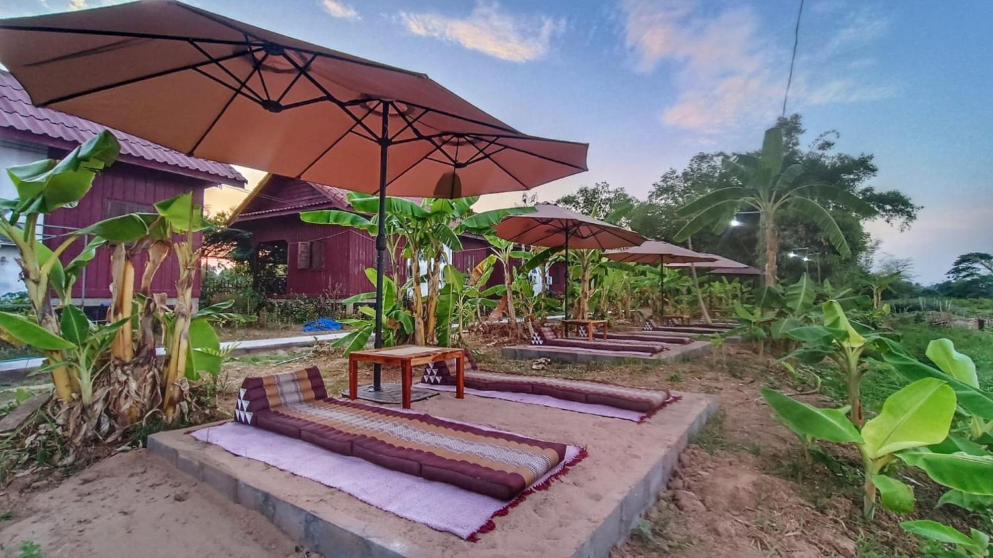 Chanhthida Guesthouse And The River Front Restaurant Ban Khon Exterior photo