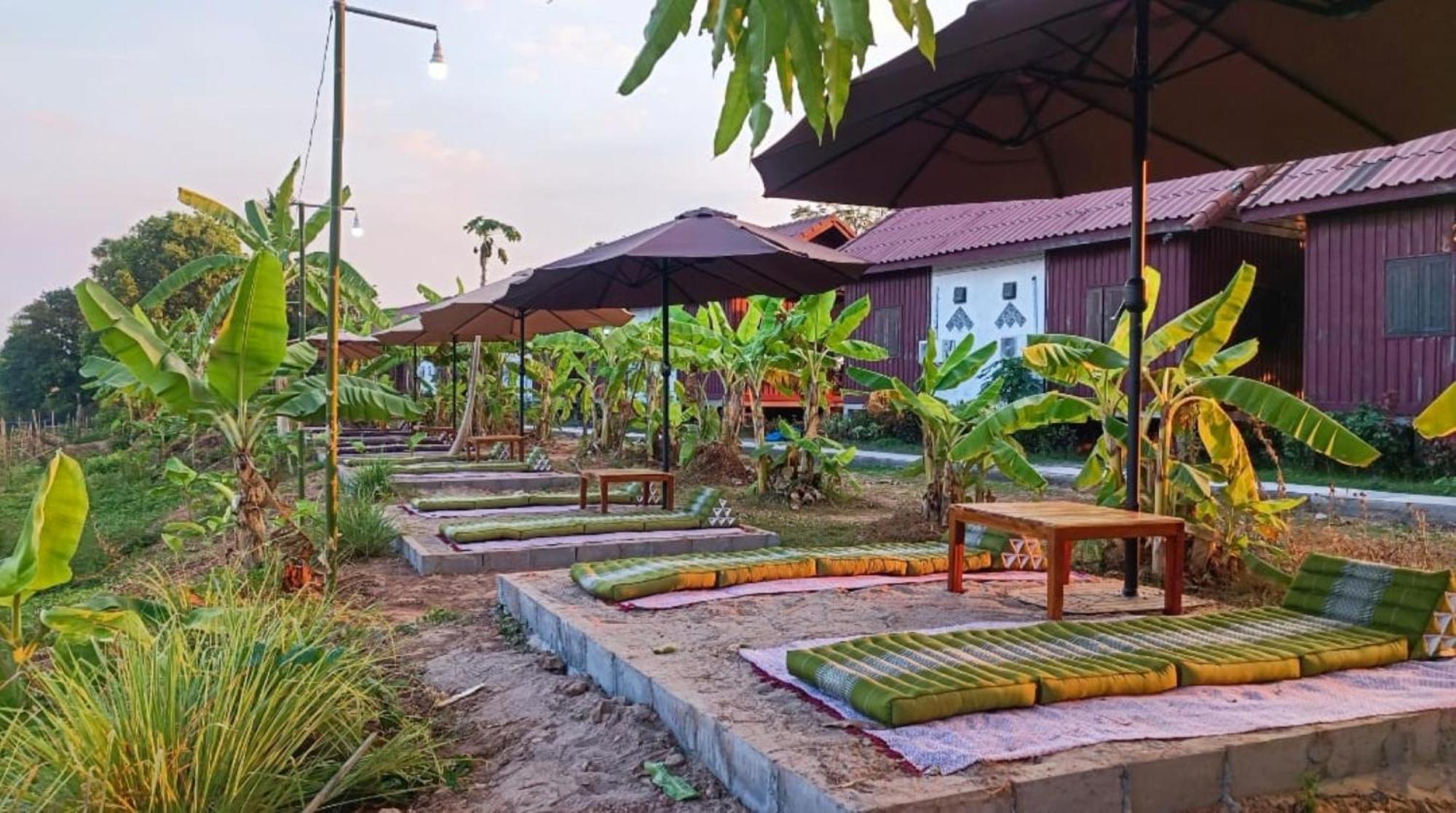 Chanhthida Guesthouse And The River Front Restaurant Ban Khon Exterior photo